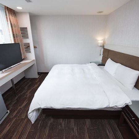 Junli Hotel Banciao Kültér fotó